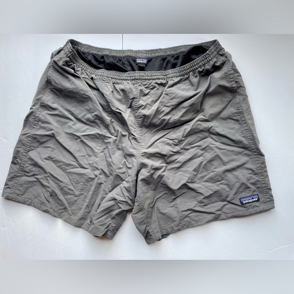 ♦️S O L D♦️ Patagonia Men’s Baggies Shorts Size Large Y2K Black Pockets Lined